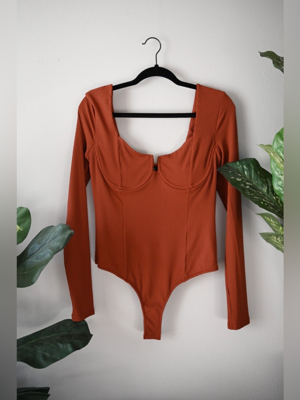 Lulu's Ribbed Bodysuit, New With Tags - Picture 4 of 8